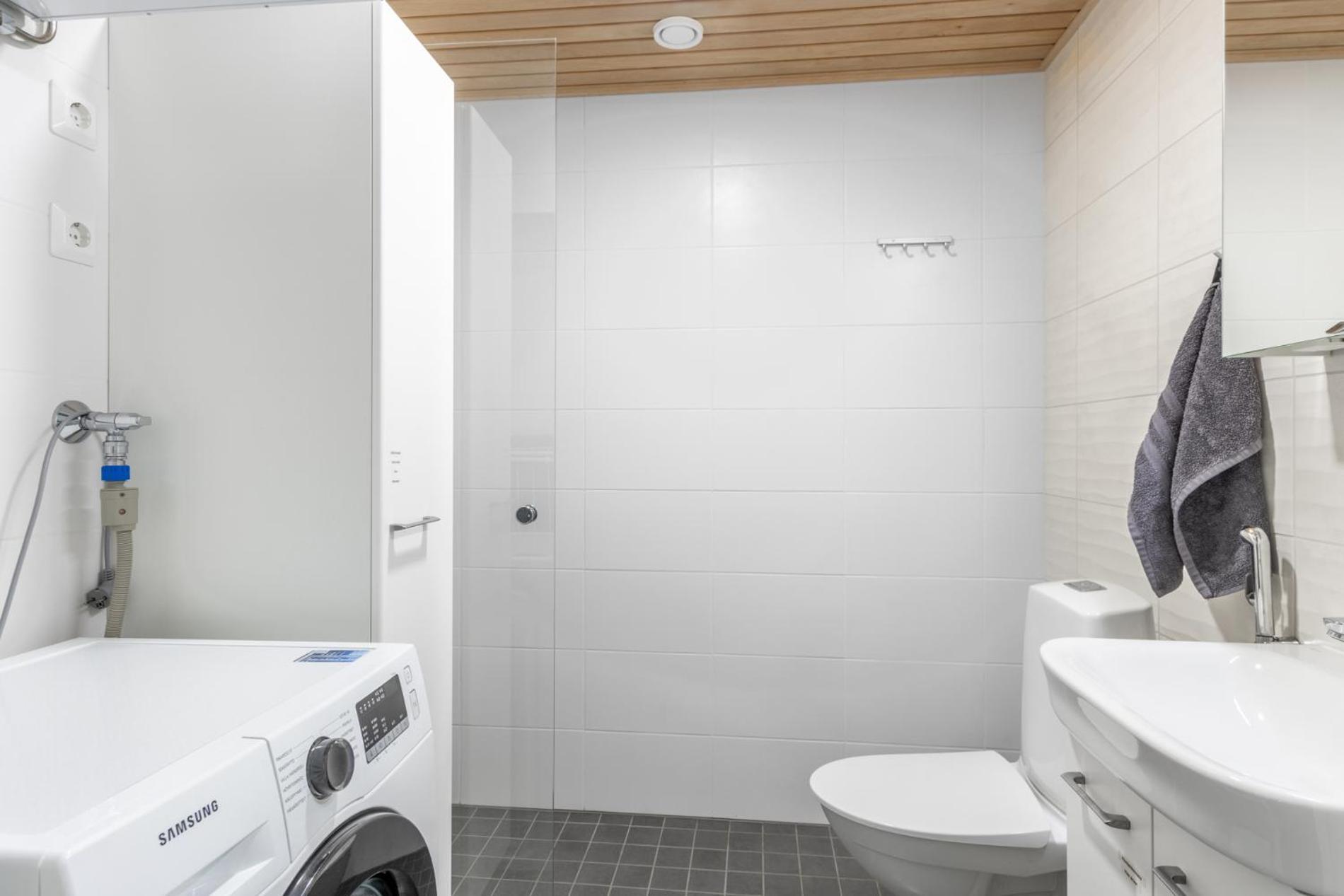 New Studio Apartment With Free Parking Kuopio Exteriör bild